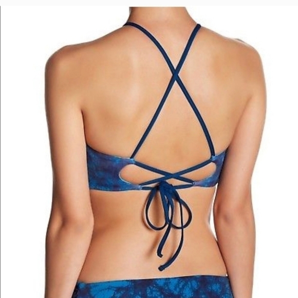 Lucky Brand Reversible Bikini Top - Picture 2 of 8